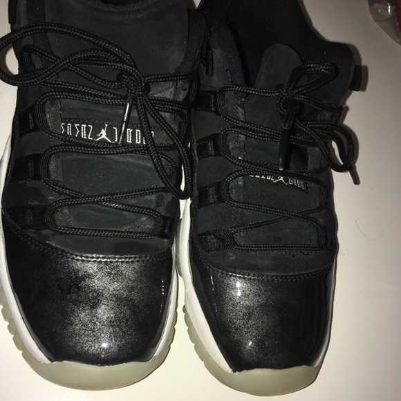 Jordan 11s